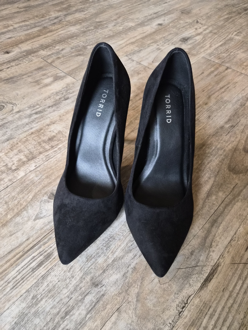 Torrid Black Pointed-Toe Suede Pumps